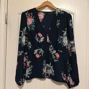 Women’s Banana Republic blouse XL